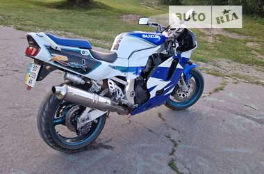 Мотоцикл Спорт-туризм Suzuki GSX-R 750 1995 в Сарнах