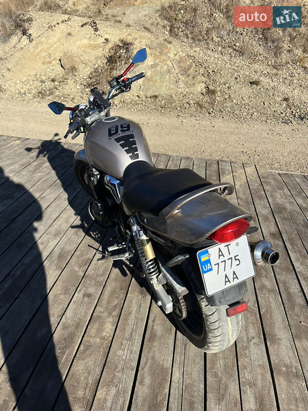 Мотоцикл Без обтекателей (Naked bike) Suzuki GSX-R 750 1998 в Долине