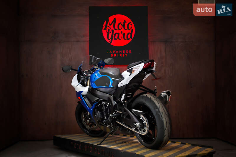 Спортбайк Suzuki GSX-R 750 2011 в Дніпрі