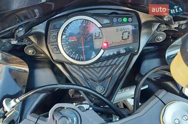 Спортбайк Suzuki GSX-R 750 2017 в 