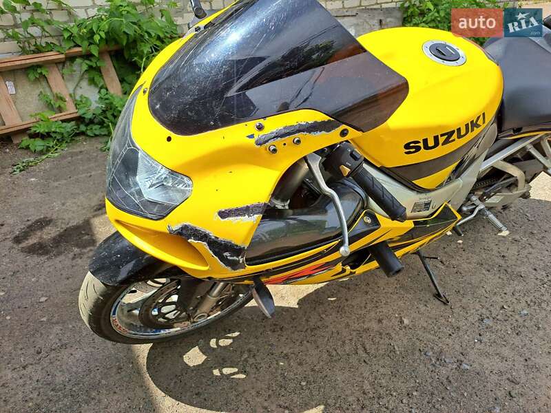 Спортбайк Suzuki GSX-R 750 2004 в Славянске фото 5 Спортбайк Suzuki GSX-R 750 2004 в Славянске
