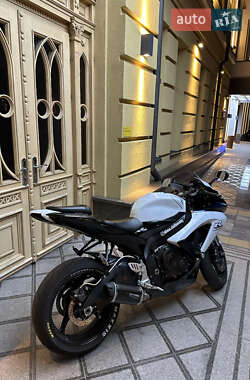Спортбайк Suzuki GSX-R 750 2008 в 
