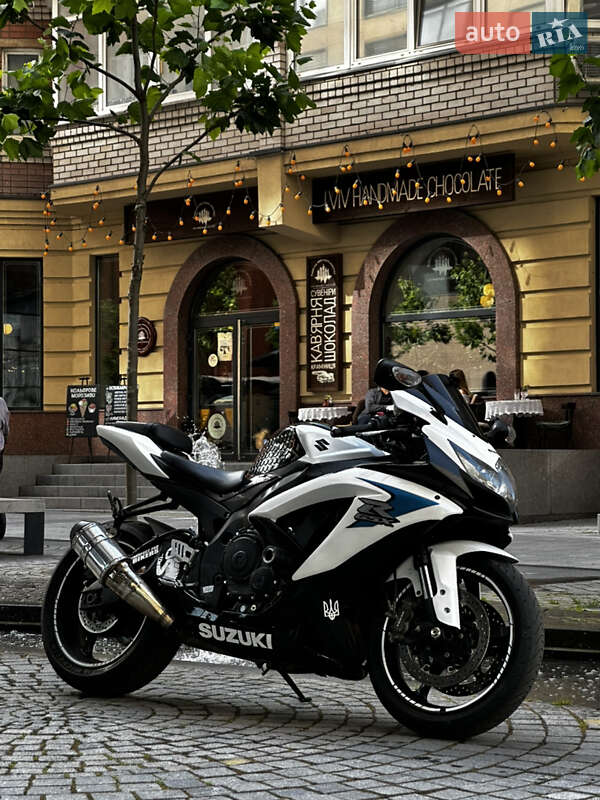 Спортбайк Suzuki GSX-R 750 2009 в Днепре