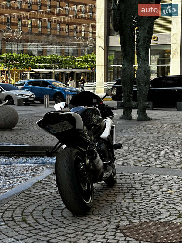 Спортбайк Suzuki GSX-R 750 2009 в Днепре