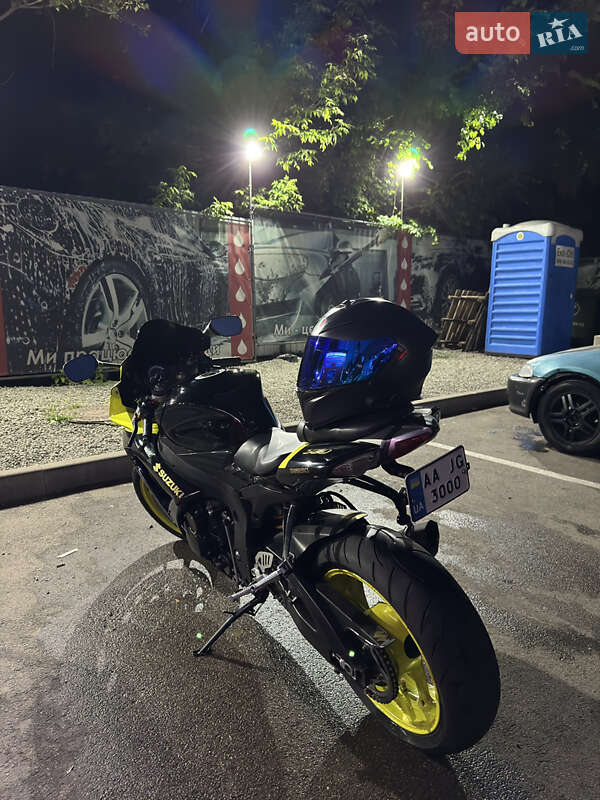 Спортбайк Suzuki GSX-R 750 2009 в Киеве