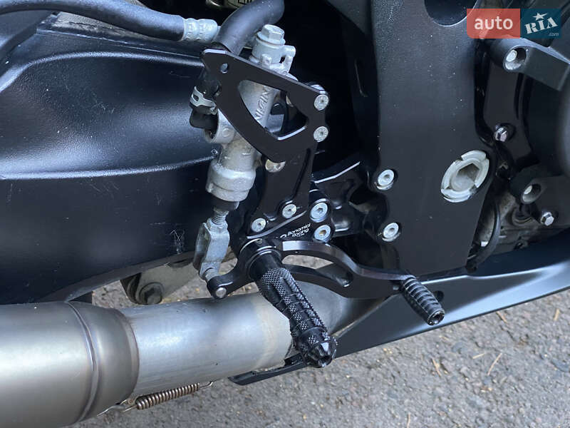 Спортбайк Suzuki GSX-R 750 2016 в Ровно фото 20 Спортбайк Suzuki GSX-R 750 2016 в Ровно