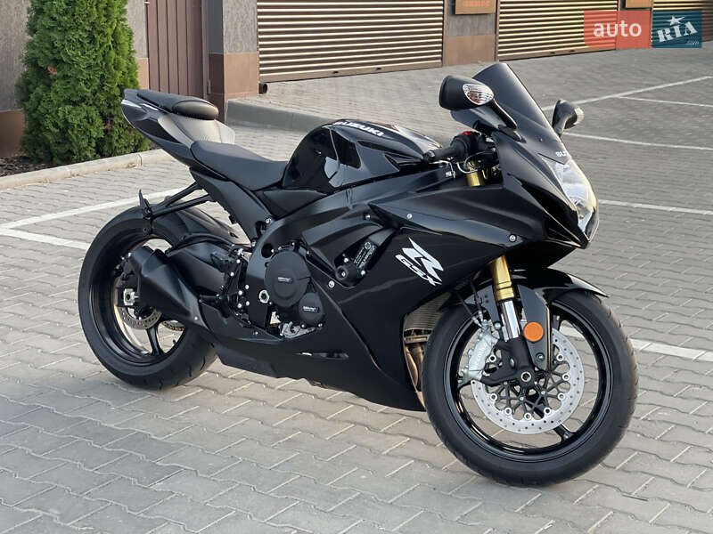 Спортбайк Suzuki GSX-R 750 2024 в Одессе фото 9 Спортбайк Suzuki GSX-R 750 2024 в Одессе