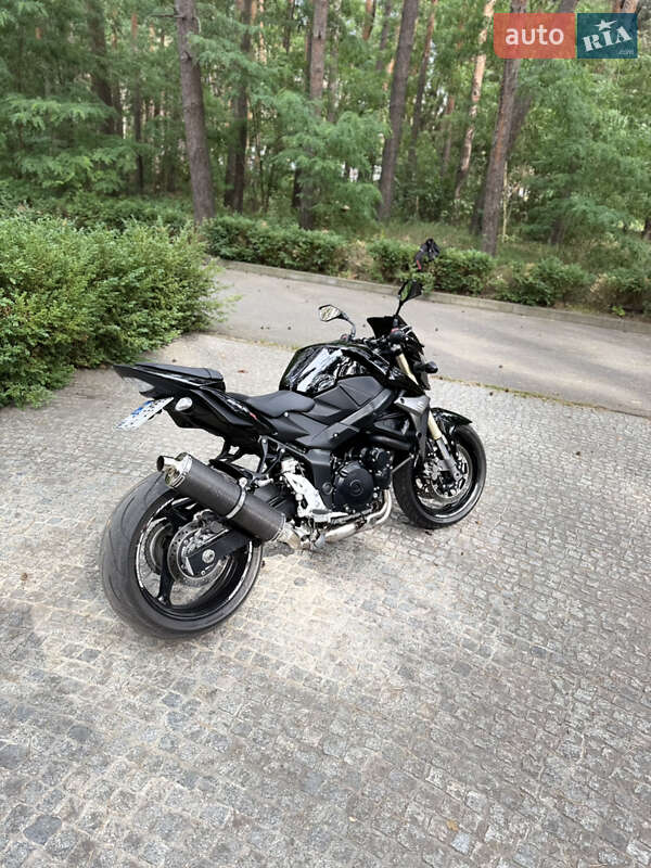 Мотоцикл Без обтекателей (Naked bike) Suzuki GSX-R 750 2015 в Днепре
