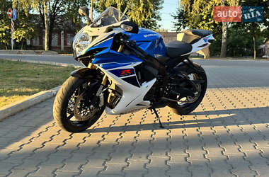 Спортбайк Suzuki GSX-R 750 2024 в 