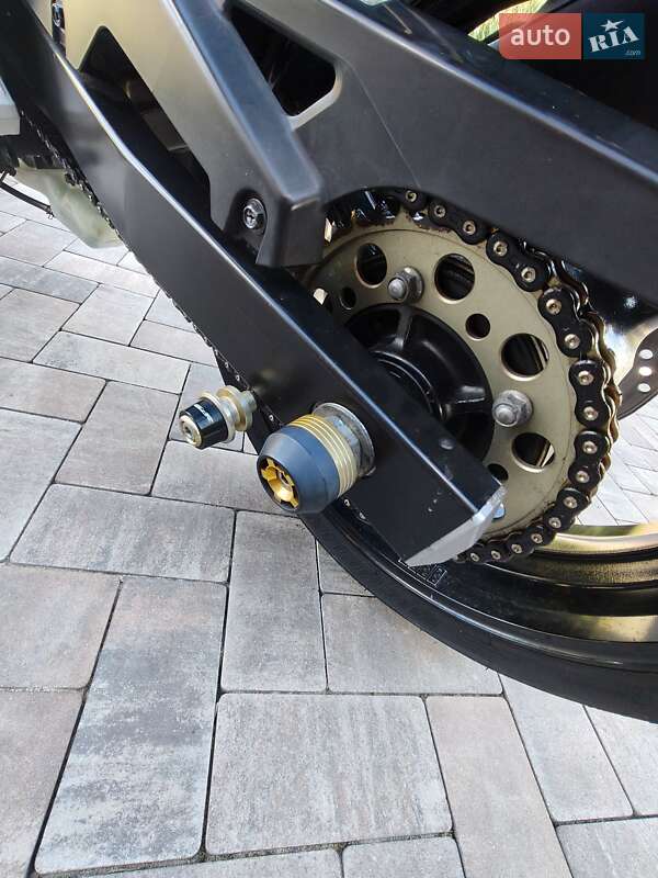 Мотоцикл Без обтекателей (Naked bike) Suzuki GSX-R 750 2017 в Белогородке фото 16 Мотоцикл Без обтекателей (Naked bike) Suzuki GSX-R 750 2017 в Белогородке