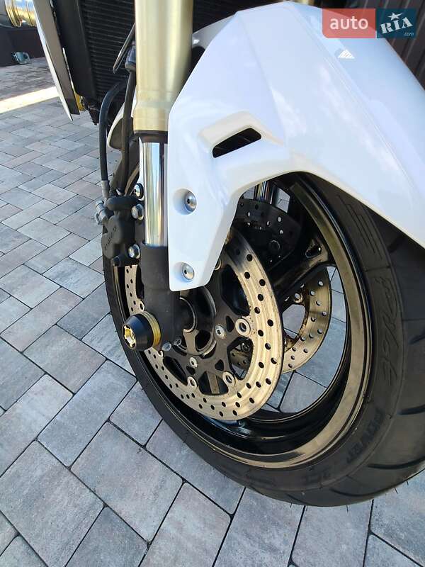 Мотоцикл Без обтекателей (Naked bike) Suzuki GSX-R 750 2017 в Белогородке фото 23 Мотоцикл Без обтекателей (Naked bike) Suzuki GSX-R 750 2017 в Белогородке