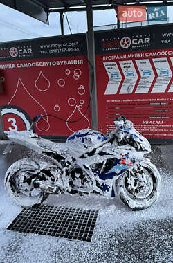 Спортбайк Suzuki GSX-R 750 2007 в 