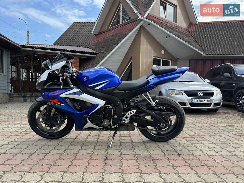 Спортбайк Suzuki GSX-R 750 2008 в Тячеве