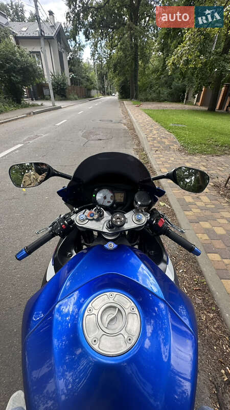 Спортбайк Suzuki GSX-R 750 2006 в Києві фото 4 Спортбайк Suzuki GSX-R 750 2006 в Києві