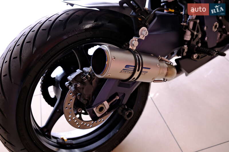 Спортбайк Suzuki GSX-R 750 2011 в Одессе фото 6 Спортбайк Suzuki GSX-R 750 2011 в Одессе