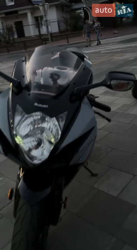 Спортбайк Suzuki GSX-R 750 2024 в Киеве