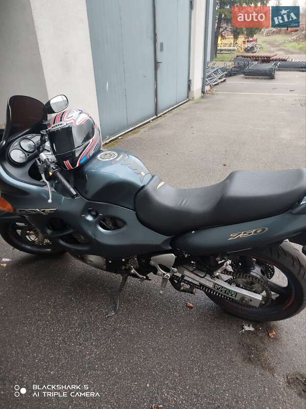 Мотоцикл Спорт-туризм Suzuki GSX-R 750 2000 в Киеве