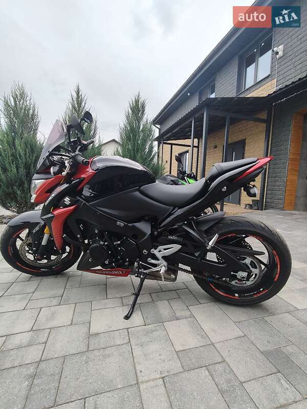 Suzuki GSX-S 1000 2016