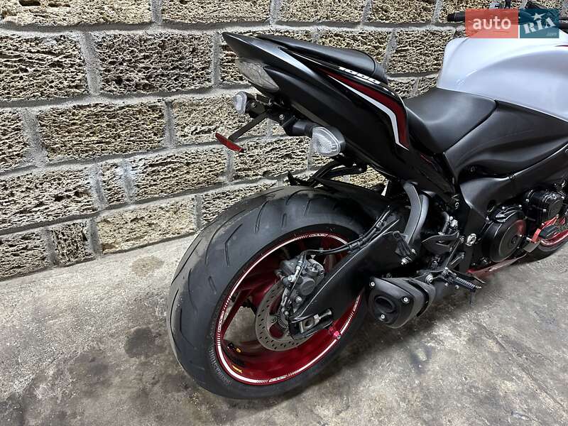 Мотоцикл Без обтекателей (Naked bike) Suzuki GSX-S 1000 2017 в Одессе