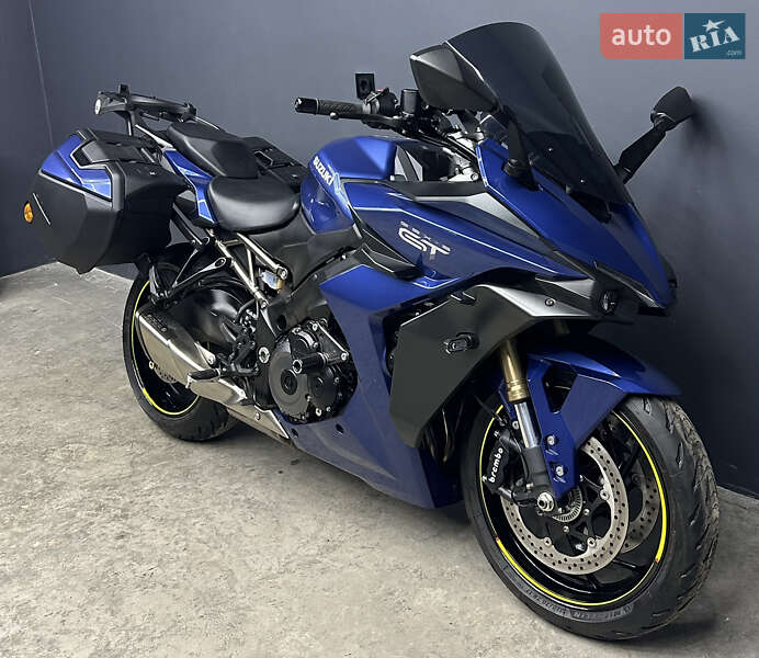 Мотоцикл Круизер Suzuki GSX-S 1000GT 2024 в Нежине фото 13 Мотоцикл Круизер Suzuki GSX-S 1000GT 2024 в Нежине