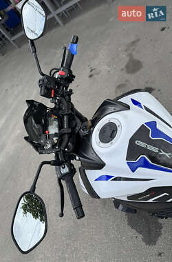 Спортбайк Suzuki GSX-S 750 2019 в 