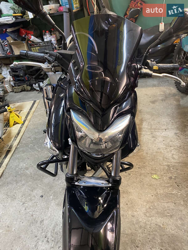 Мотоцикл Без обтікачів (Naked bike) Suzuki GW 250 2014 в Києві