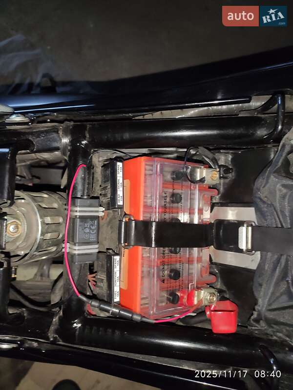 Мотоцикл Без обтікачів (Naked bike) Suzuki GW 250 2014 в Києві