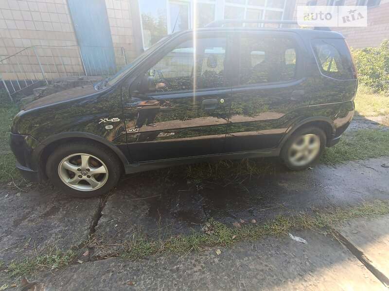 Suzuki Ignis 2005