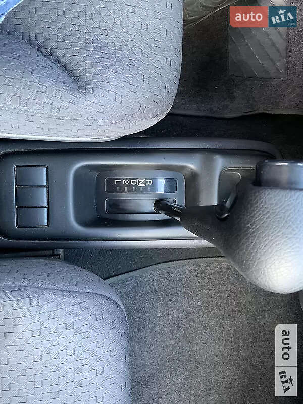 Хэтчбек Suzuki Ignis 2004 в Драбове