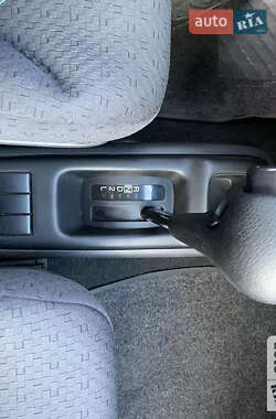 Хэтчбек Suzuki Ignis 2004 в 