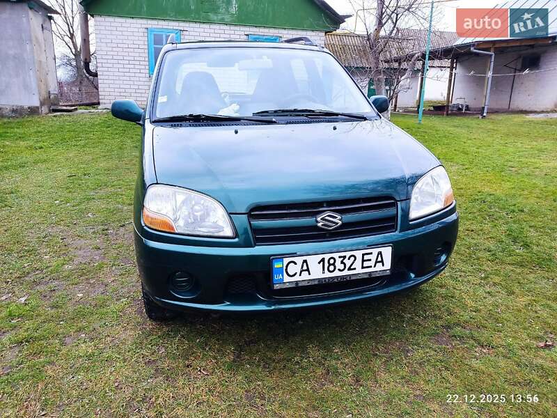 Хэтчбек Suzuki Ignis 2004 в Драбове