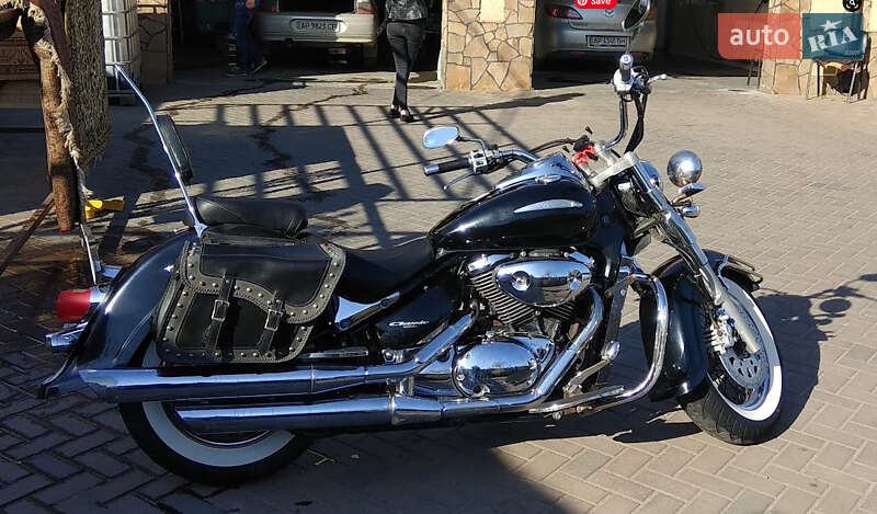 Suzuki Intruder 400 2002