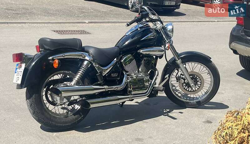 Мотоцикл Круизер Suzuki Intruder 400 2007 в Киеве