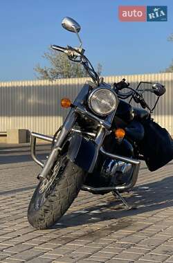 Мотоцикл Классік Suzuki Intruder 400 2001 в 