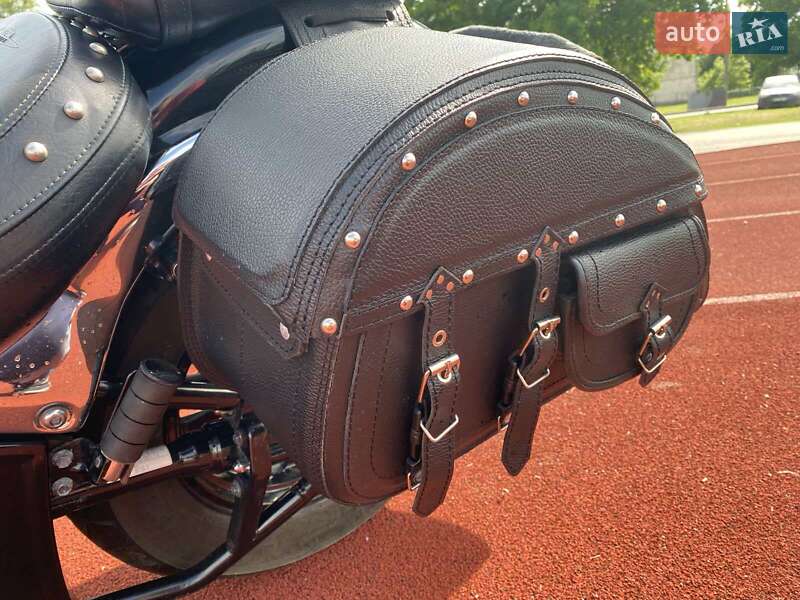 Мотоцикл Круизер Suzuki Intruder 400 2007 в Магдалиновке