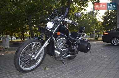 Мотоцикл Круизер Suzuki Intruder 400 2001 в 