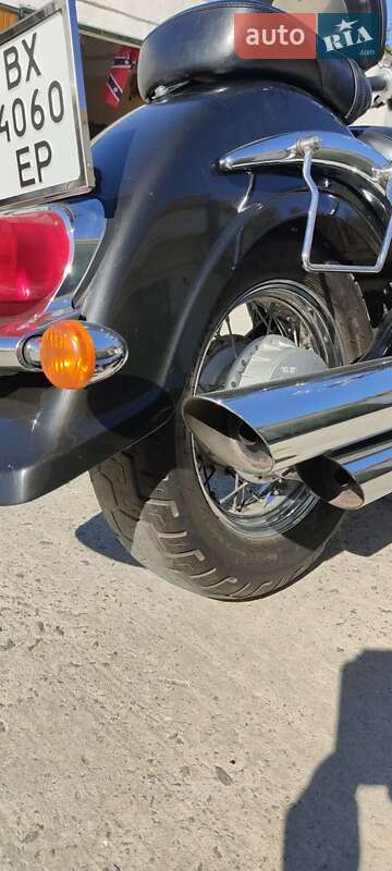 Мотоцикл Классик Suzuki Intruder 400 2005 в Нетешине