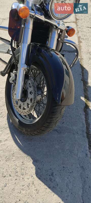 Мотоцикл Классик Suzuki Intruder 400 2005 в Нетешине