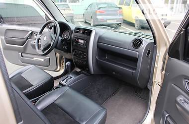 Внедорожник / Кроссовер Suzuki Jimny 2010 в 