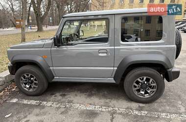 Позашляховик / Кросовер Suzuki Jimny 2022 в 