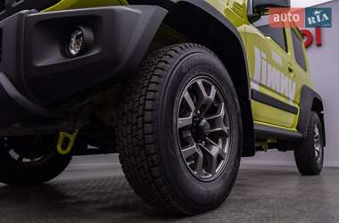 Позашляховик / Кросовер Suzuki Jimny 2024 в 