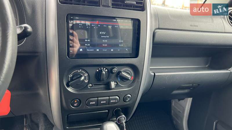 Внедорожник / Кроссовер Suzuki Jimny 2010 в Киеве