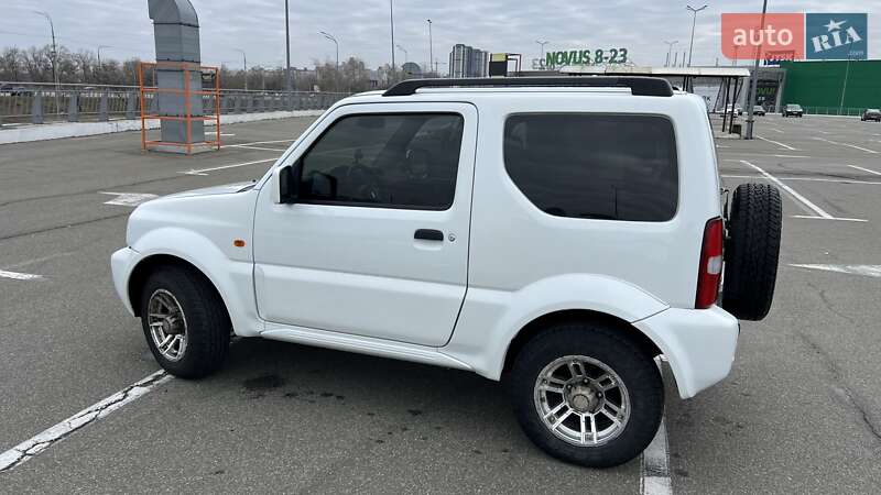 Внедорожник / Кроссовер Suzuki Jimny 2010 в Киеве
