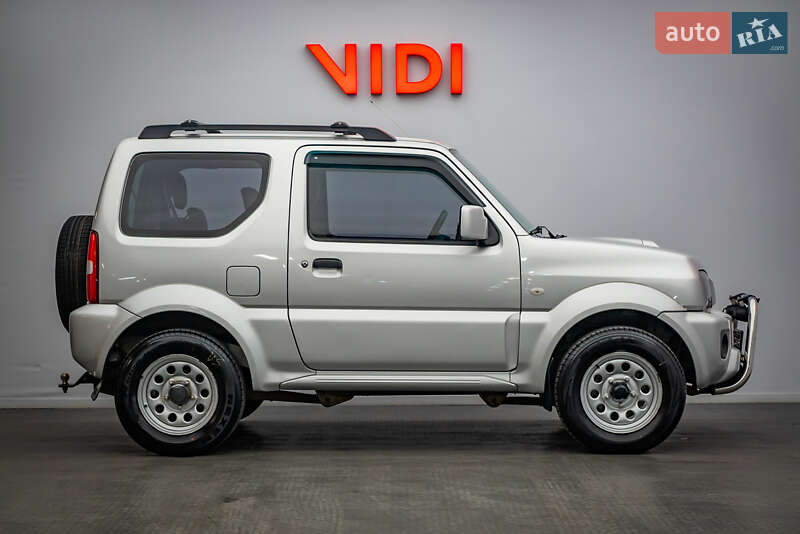 Внедорожник / Кроссовер Suzuki Jimny 2017 в Киеве