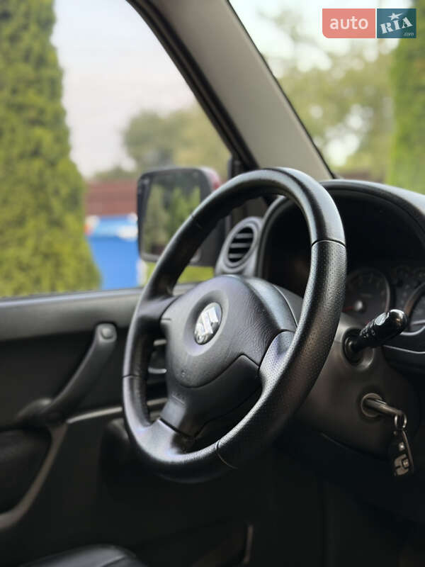 Внедорожник / Кроссовер Suzuki Jimny 2006 в Косове