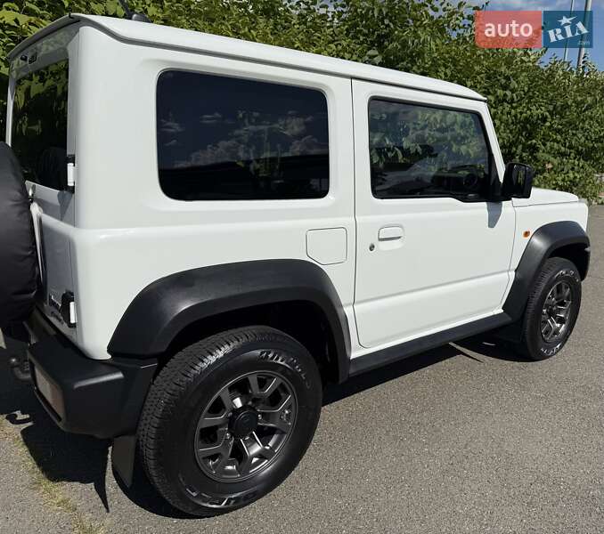 Внедорожник / Кроссовер Suzuki Jimny 2019 в Киеве
