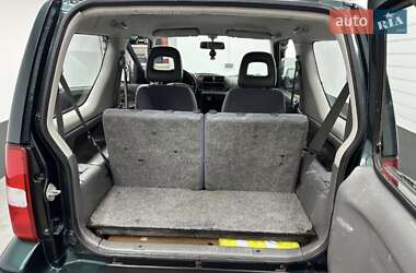 Внедорожник / Кроссовер Suzuki Jimny 2000 в 