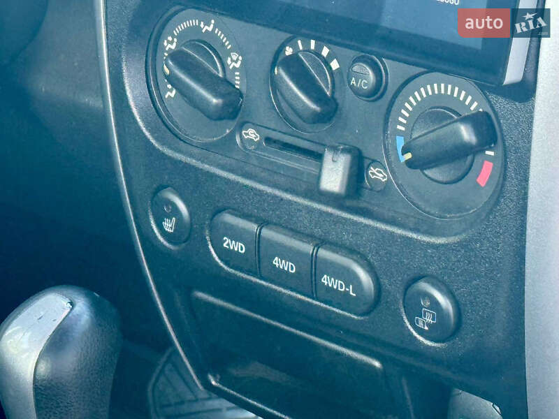 Внедорожник / Кроссовер Suzuki Jimny 2011 в Харькове