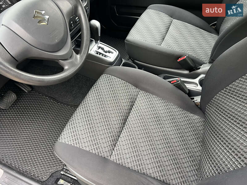 Внедорожник / Кроссовер Suzuki Jimny 2015 в Киеве фото 39 Внедорожник / Кроссовер Suzuki Jimny 2015 в Киеве