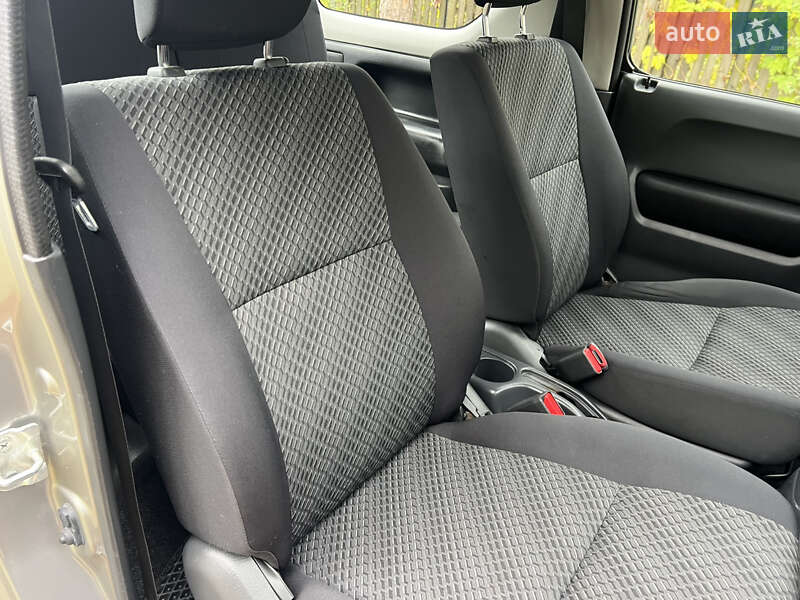 Внедорожник / Кроссовер Suzuki Jimny 2015 в Киеве фото 76 Внедорожник / Кроссовер Suzuki Jimny 2015 в Киеве